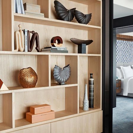 Four Seasons Hotel Хонконг Екстериор снимка