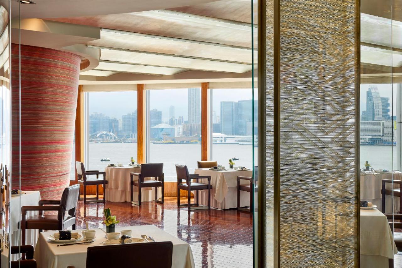 Four Seasons Hotel Хонконг Екстериор снимка